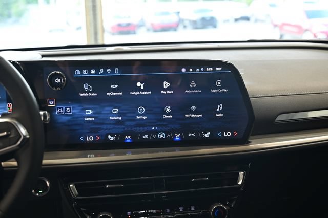 New 2026 Chevrolet Traverse LT w/ LPO, Floor Liner Package FWD image 16
