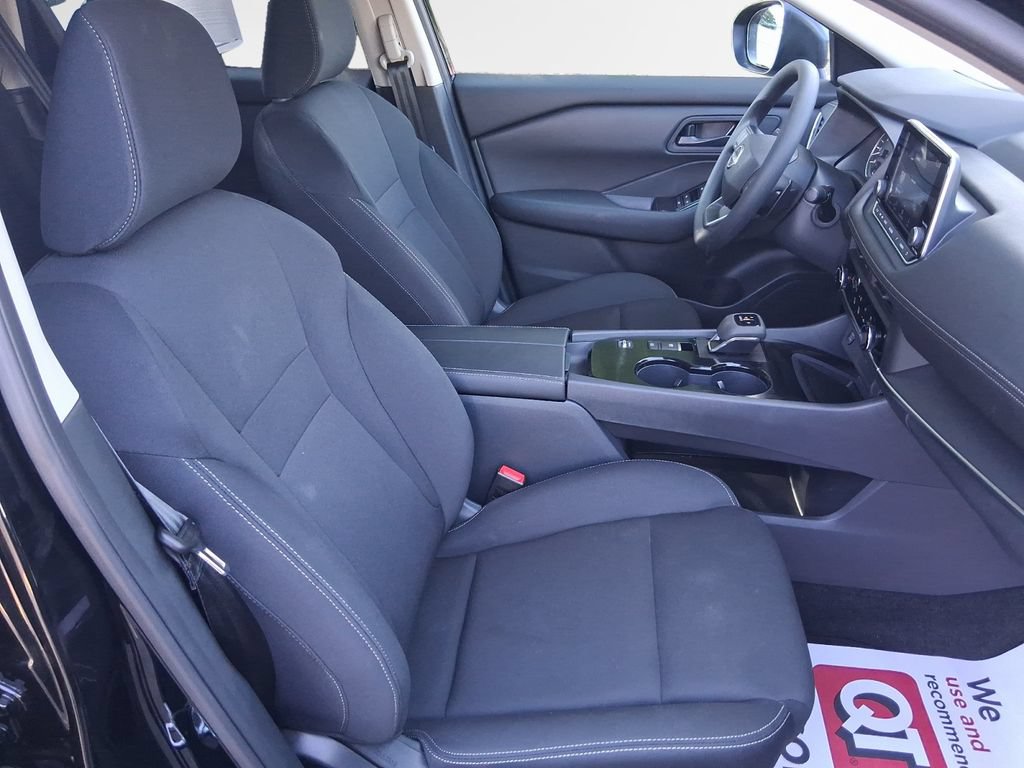 Used 2026 Nissan Rogue S FWD image 26