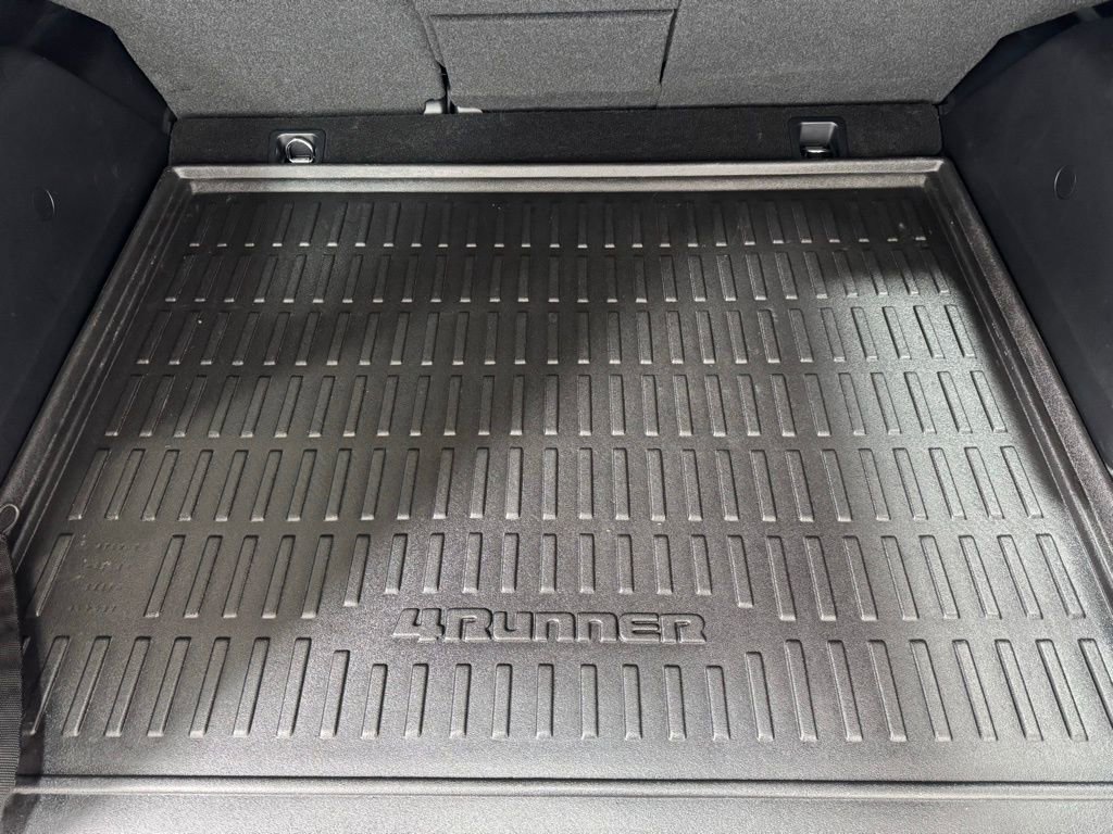 Certified 2023 Toyota 4Runner 40th Anniversary SE image 29