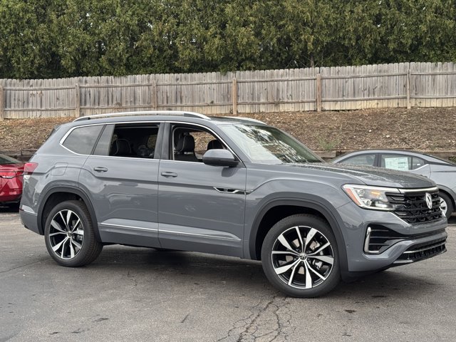 New 2026 Volkswagen Atlas SEL Premium R-Line AWD/4WD image 4