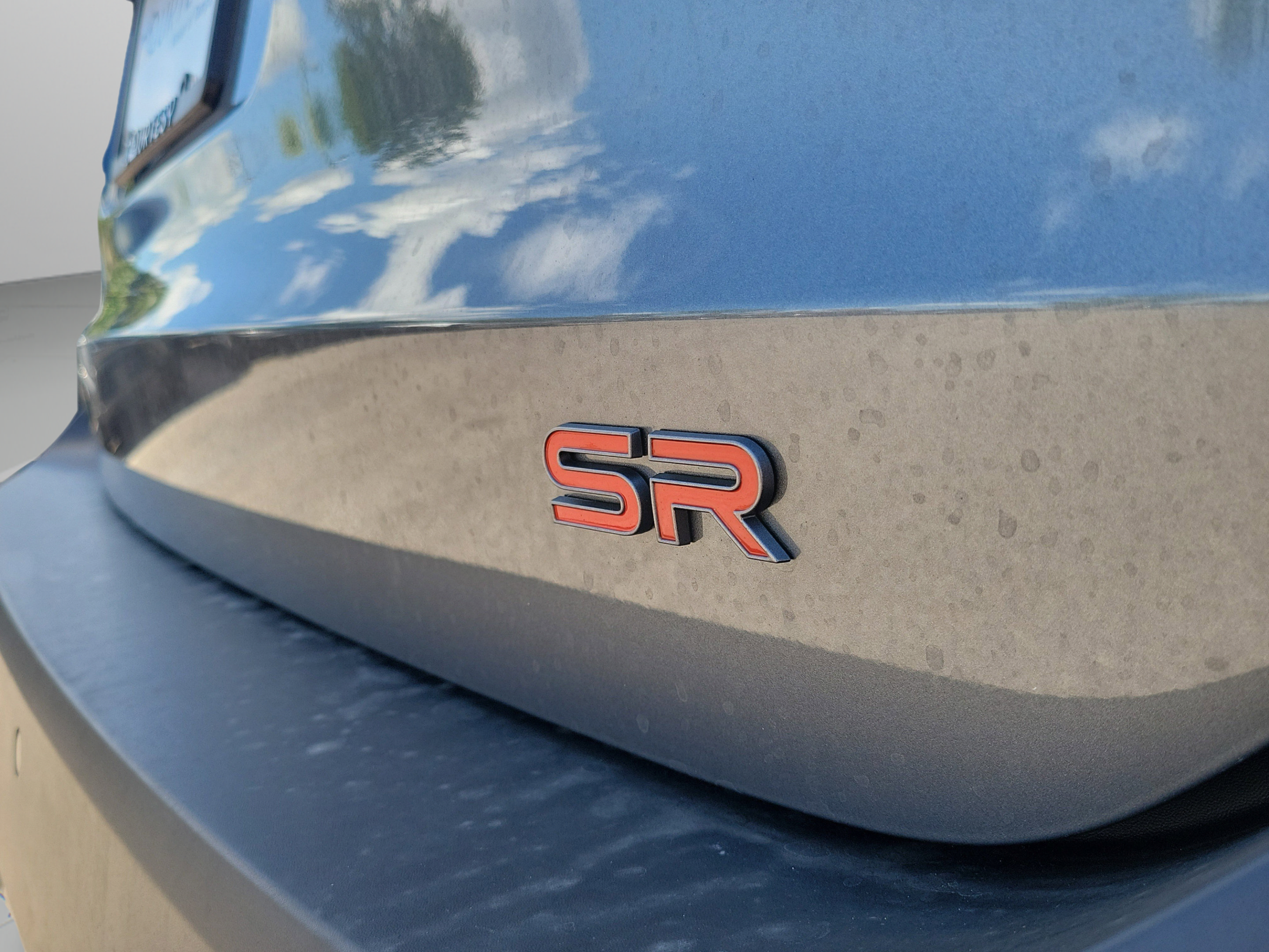New 2025 Nissan Kicks SR FWD image 33
