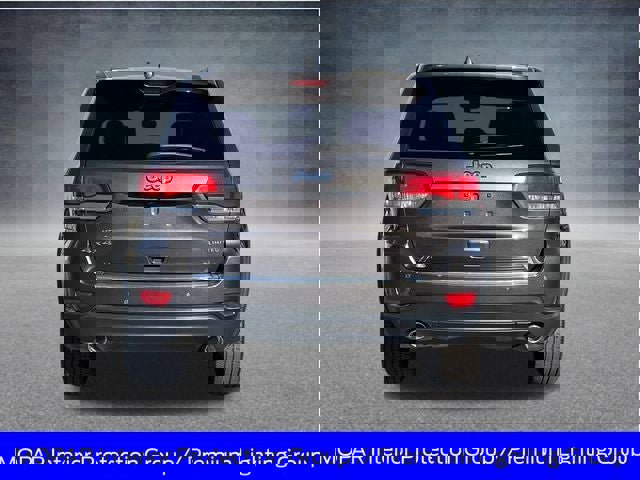 Used 2021 Jeep Grand Cherokee Limited w/ Luxury Group II image 5