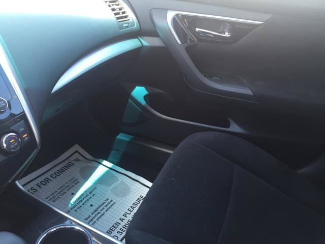 Used 2013 Nissan Altima 2.5 SV FWD image 21