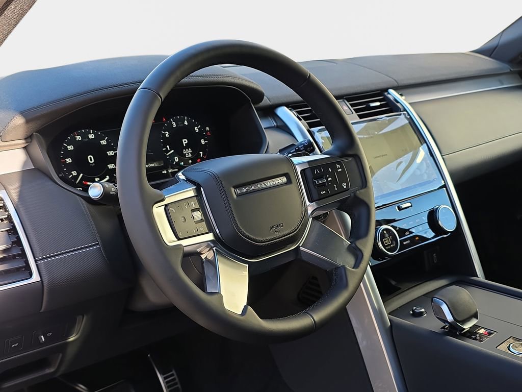 New 2026 Land Rover Discovery Limited Edition AWD/4WD image 16