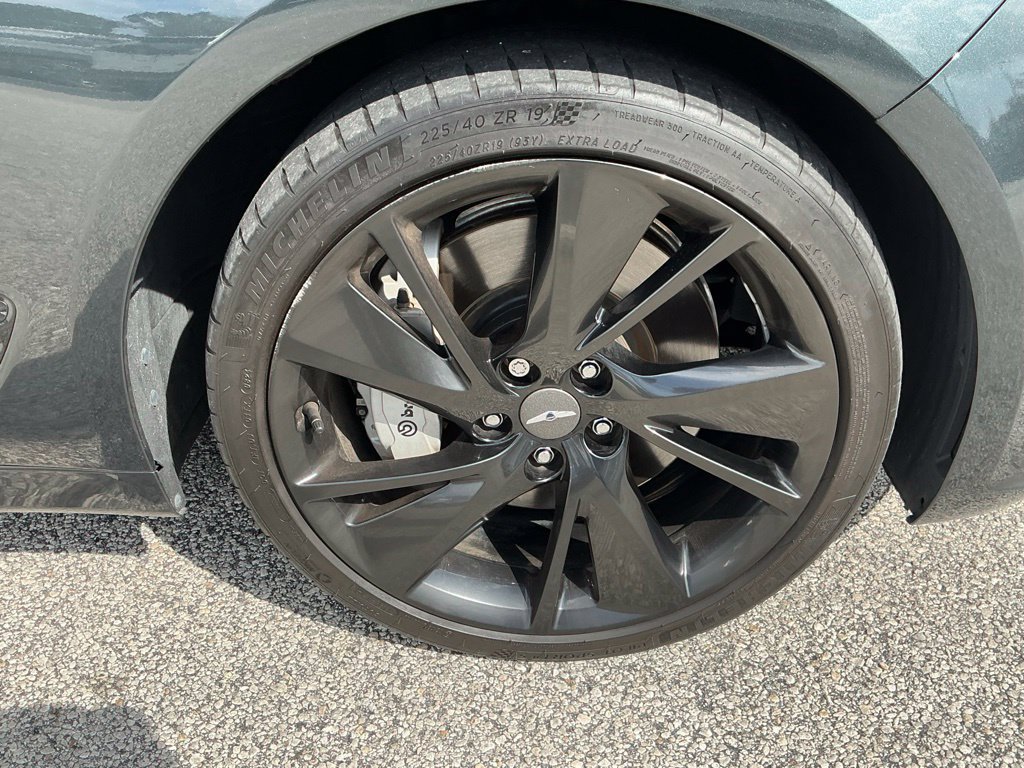 Used 2023 Genesis G70 3.3T w/ Sport Prestige Package RWD image 13