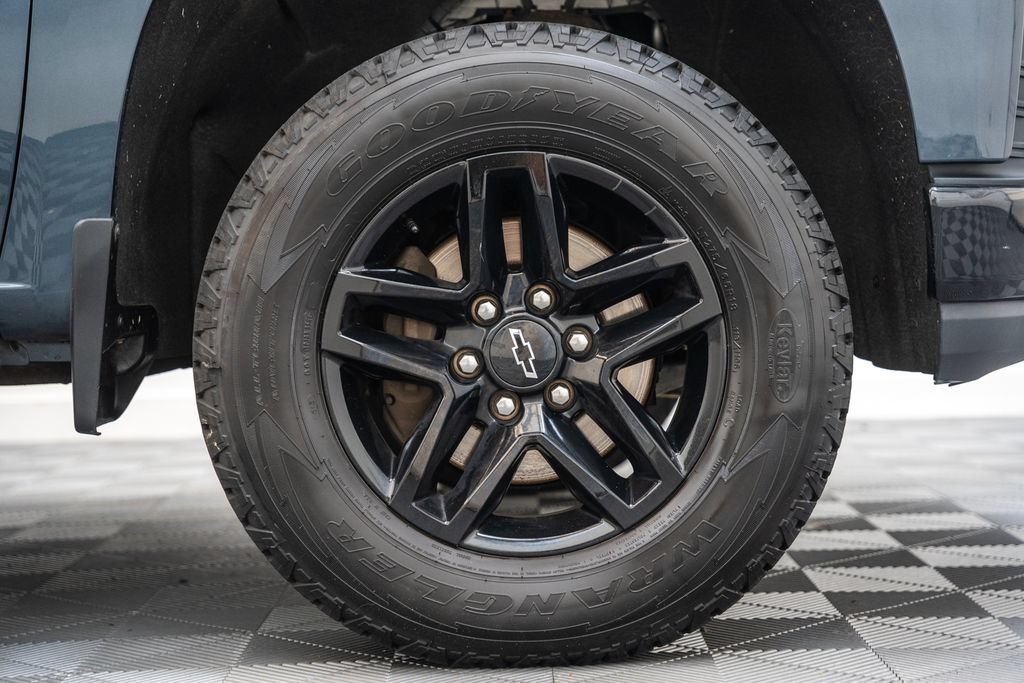 Used 2020 Chevrolet Silverado 1500 LT Trail Boss AWD/4WD image 19