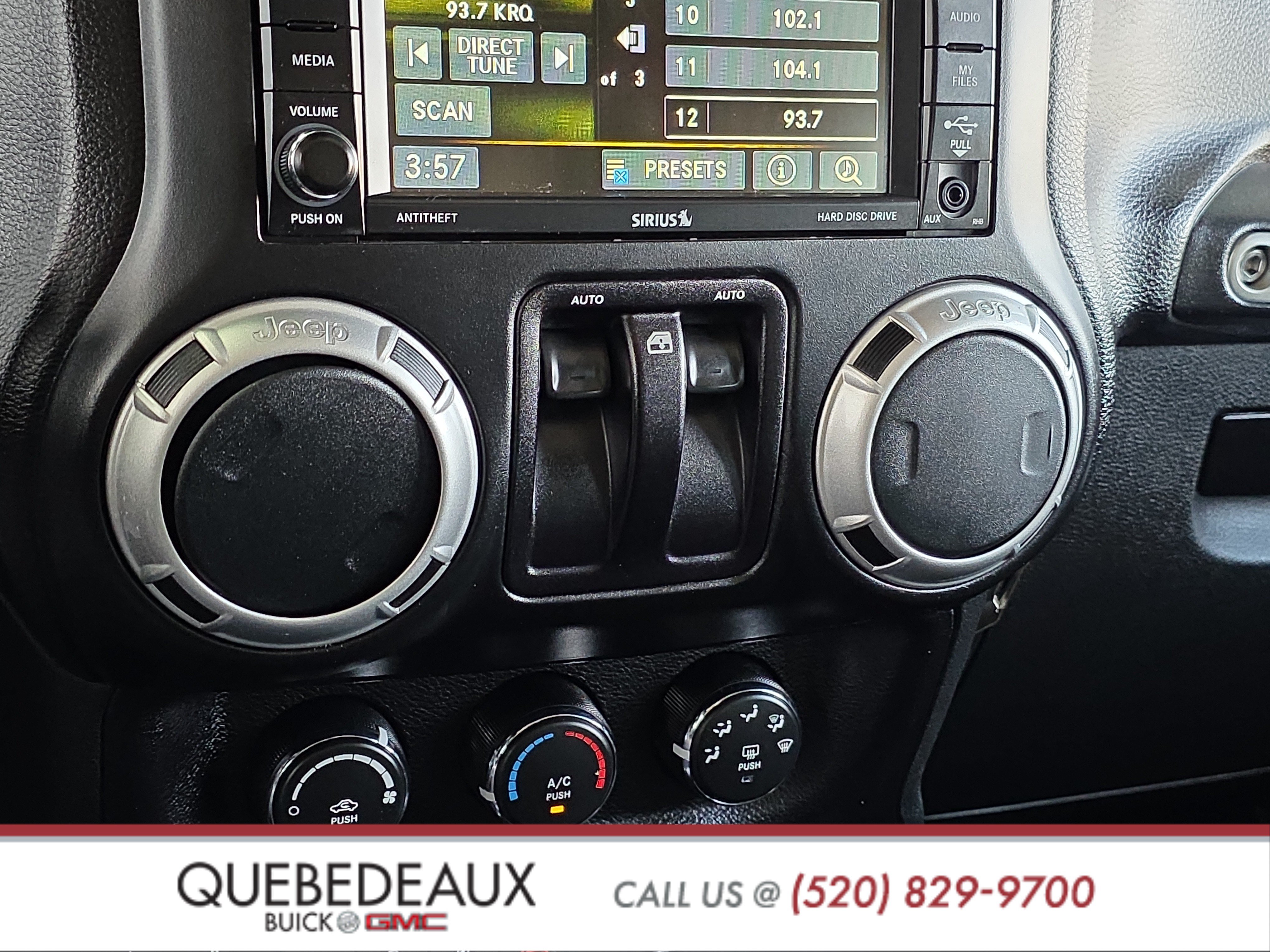 Used 2017 Jeep Wrangler Rubicon AWD/4WD image 19