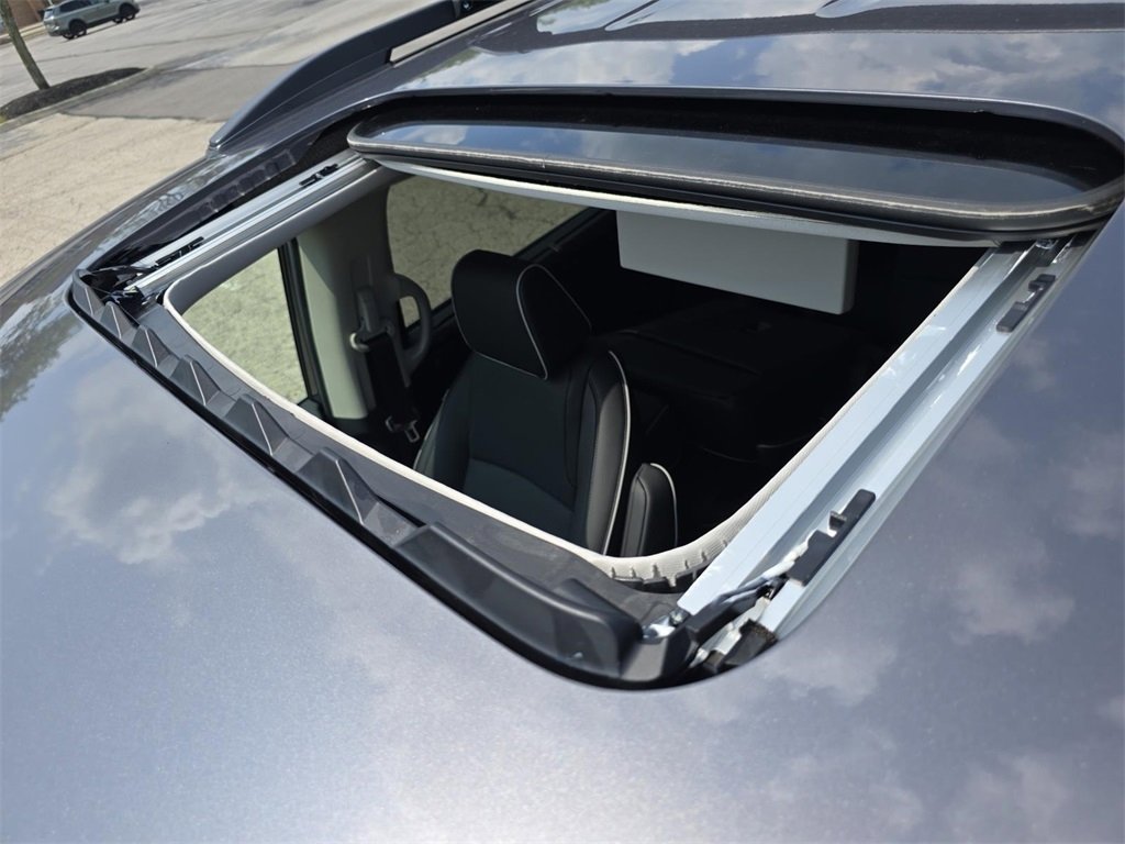 New 2026 Honda Odyssey Elite image 3