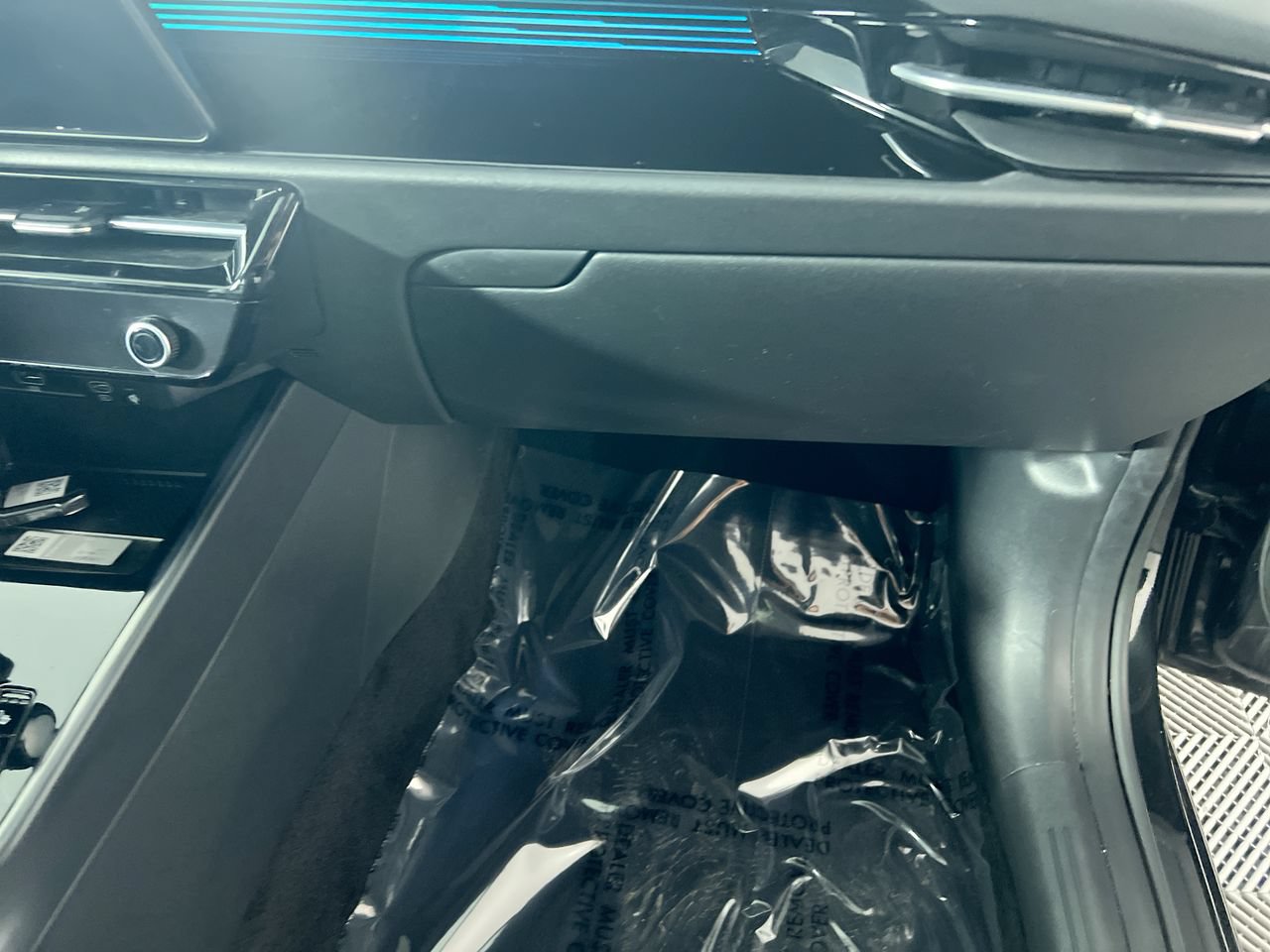 Certified 2025 Kia Niro EX Touring FWD image 34