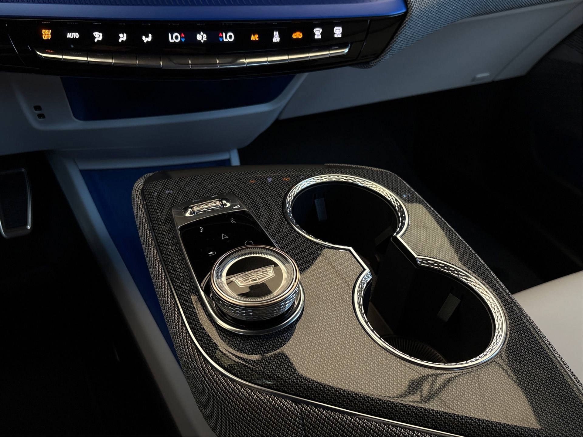 New 2026 Cadillac Optiq Sport 1 image 27