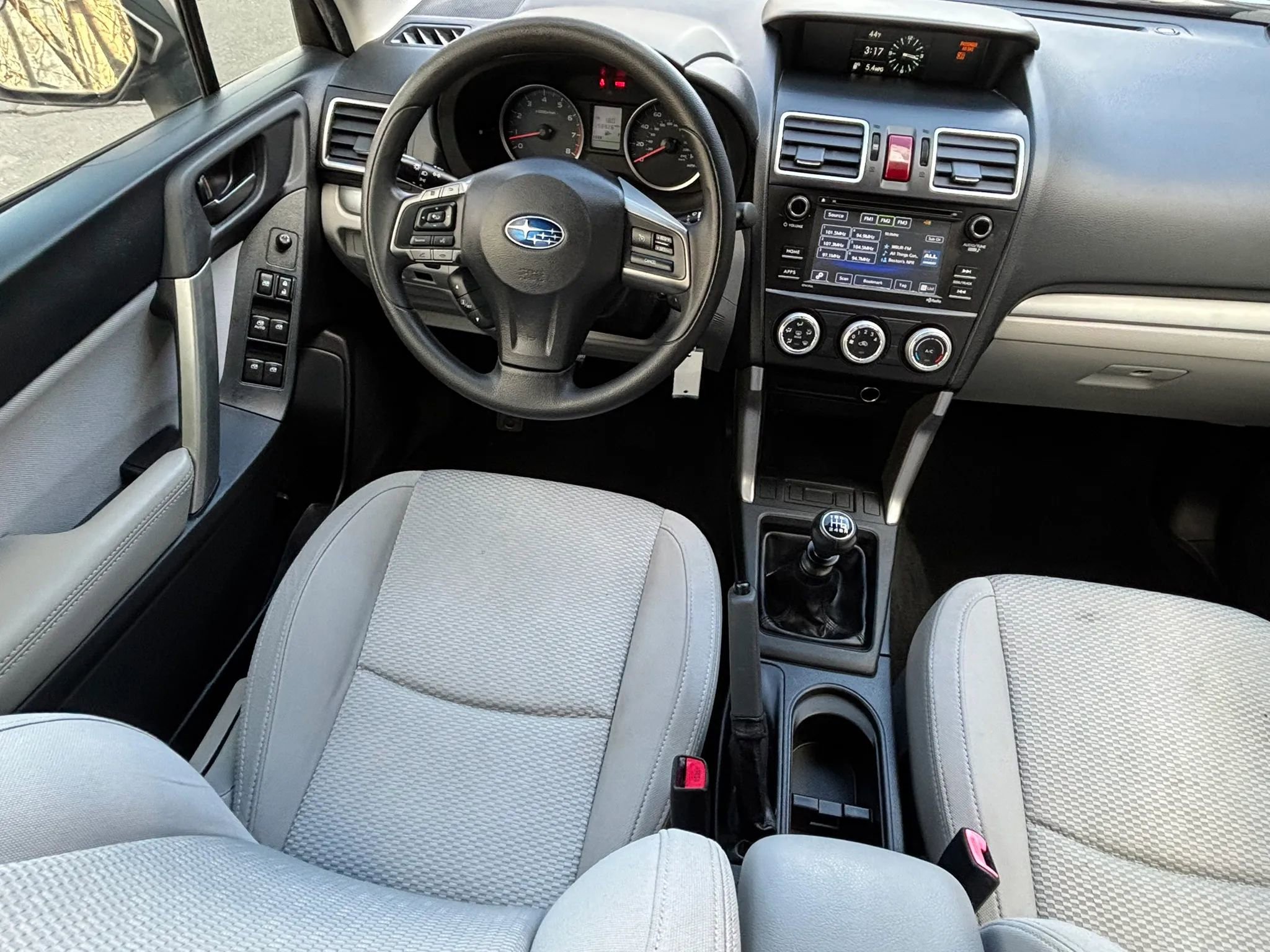 Used 2016 Subaru Forester 2.5i image 21