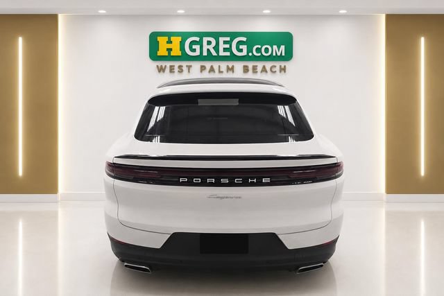 Used 2024 Porsche Cayenne Coupe AWD/4WD image 8
