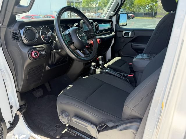 Used 2022 Jeep Gladiator Sport AWD/4WD image 11