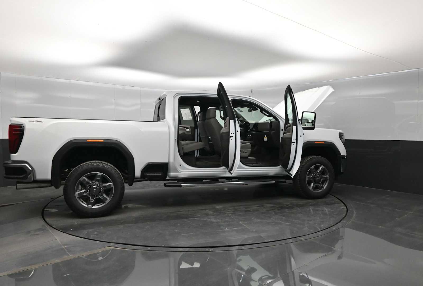 New 2026 GMC Sierra 2500 SLT w/ SLT Premium Package AWD/4WD image 44