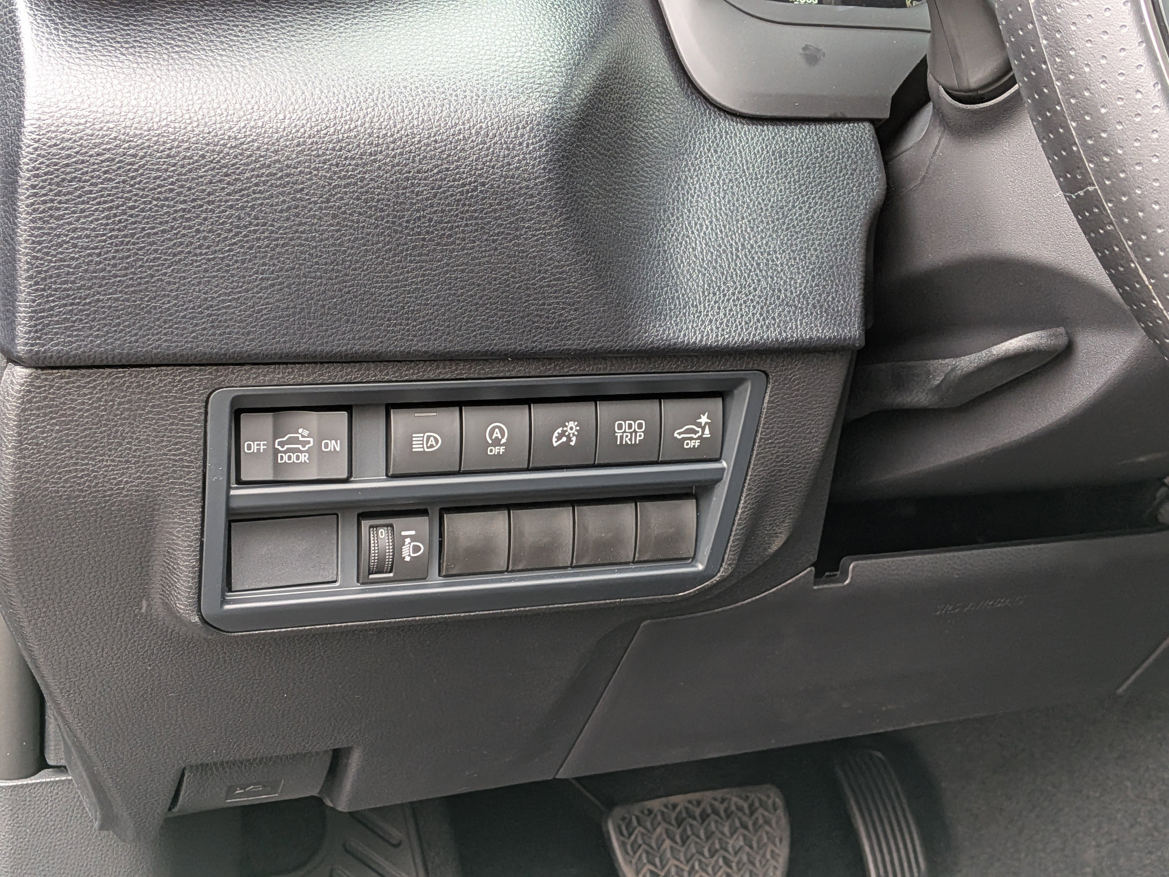 New 2026 Toyota Tundra SR5 w/ SR5 Convenience Package image 11