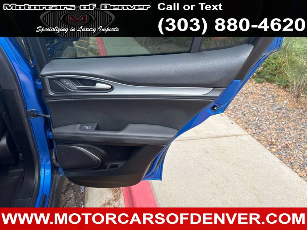 Used 2019 Alfa Romeo Stelvio Ti Sport w/ Quick Order Package 22S Sport AWD/4WD image 23