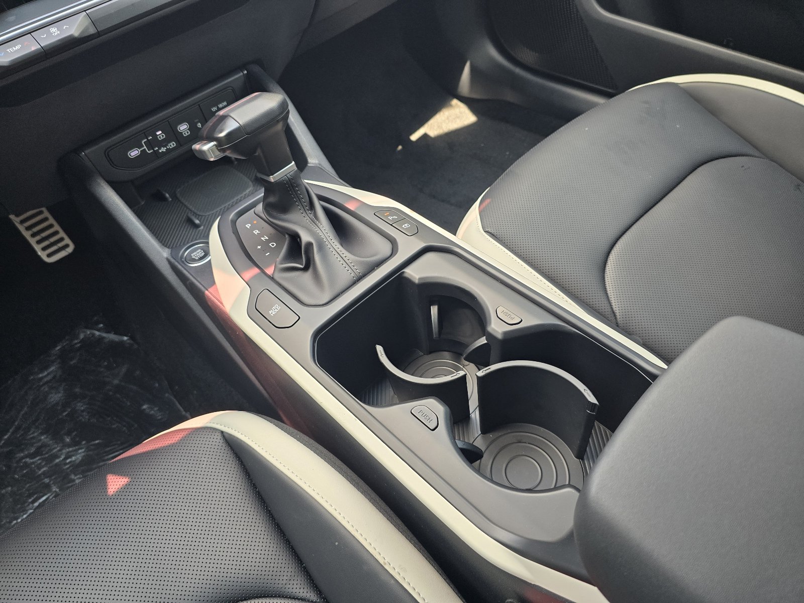New 2026 Kia K4 GT-Line Turbo FWD image 9