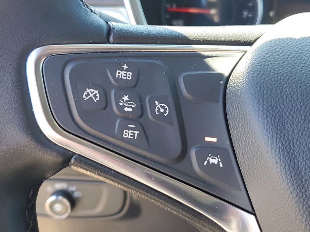 Used 2024 Chevrolet Equinox LT AWD/4WD image 9