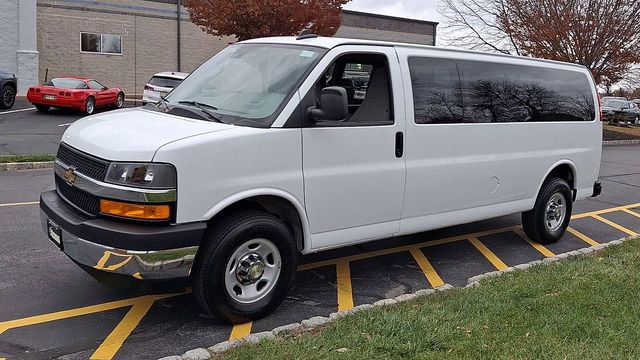 Certified 2024 Chevrolet Express 3500 LT w/ LT Preferred Equipment Group image 4