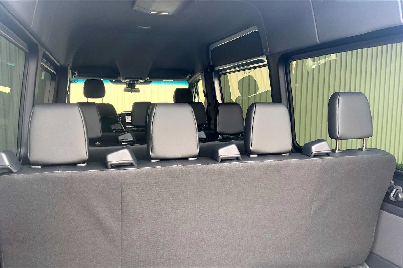 Used 2025 Mercedes-Benz Sprinter 2500 image 15