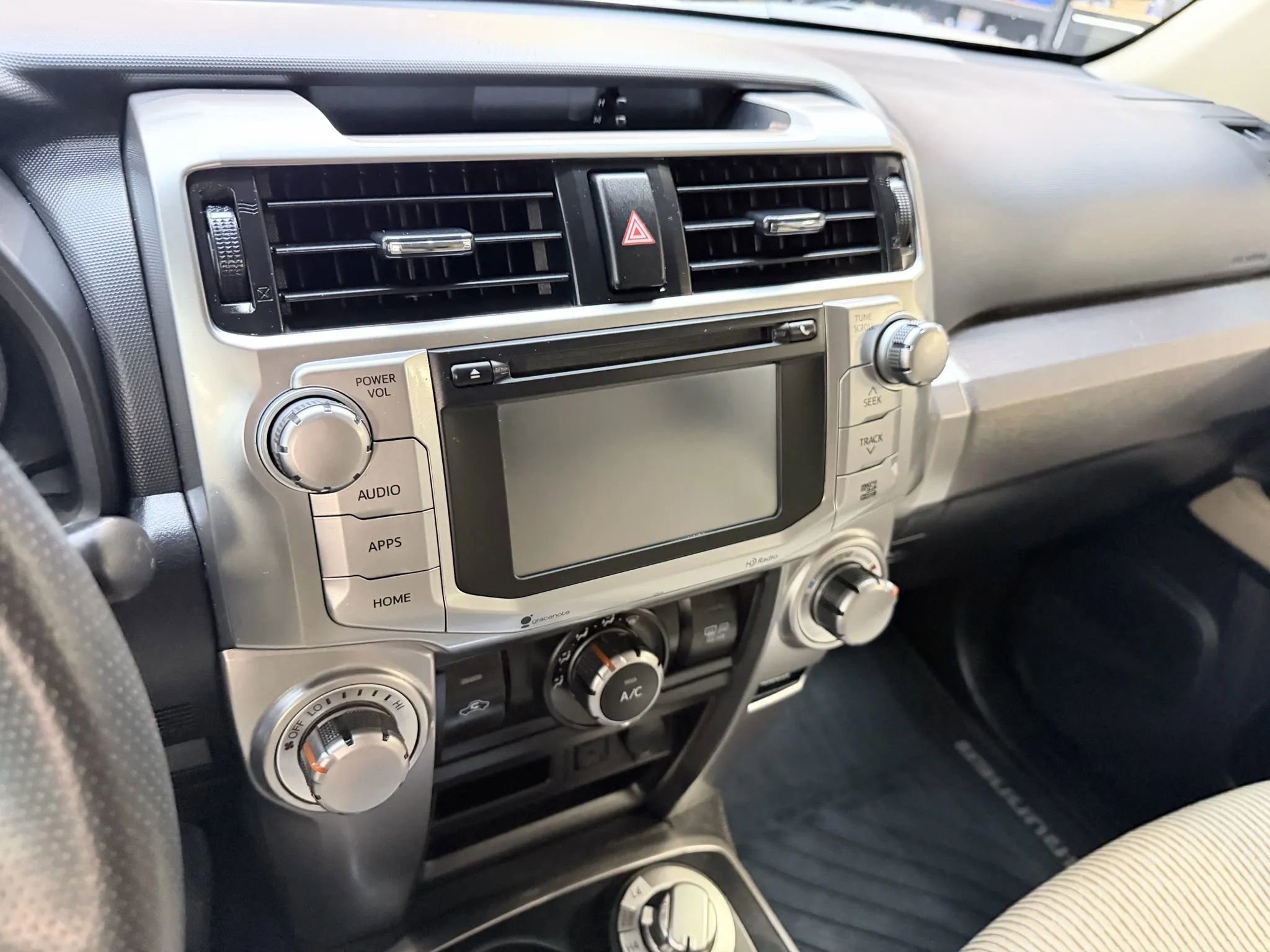 Used 2015 Toyota 4Runner SR5 image 21