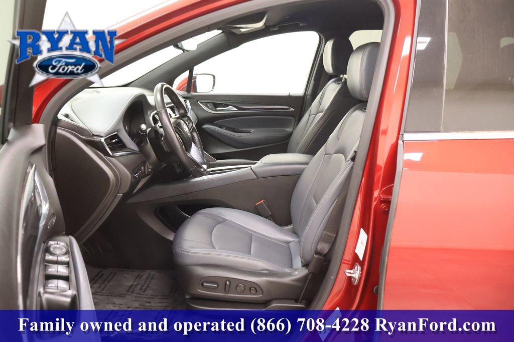 Used 2024 Buick Enclave Premium image 10