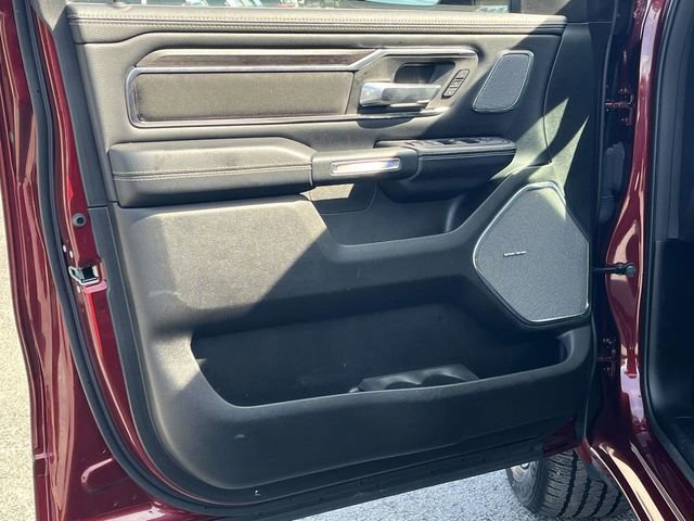 Used 2025 RAM 1500 Laramie AWD/4WD image 15