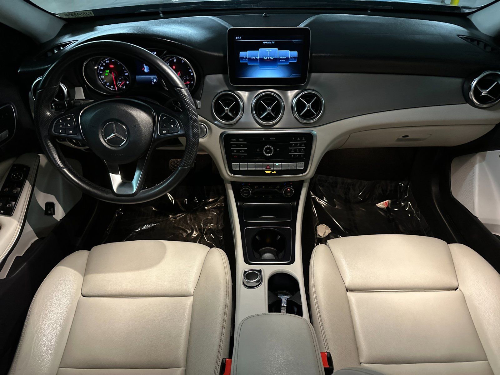 Used 2019 Mercedes-Benz GLA 250 4MATIC w/ Premium Package image 17