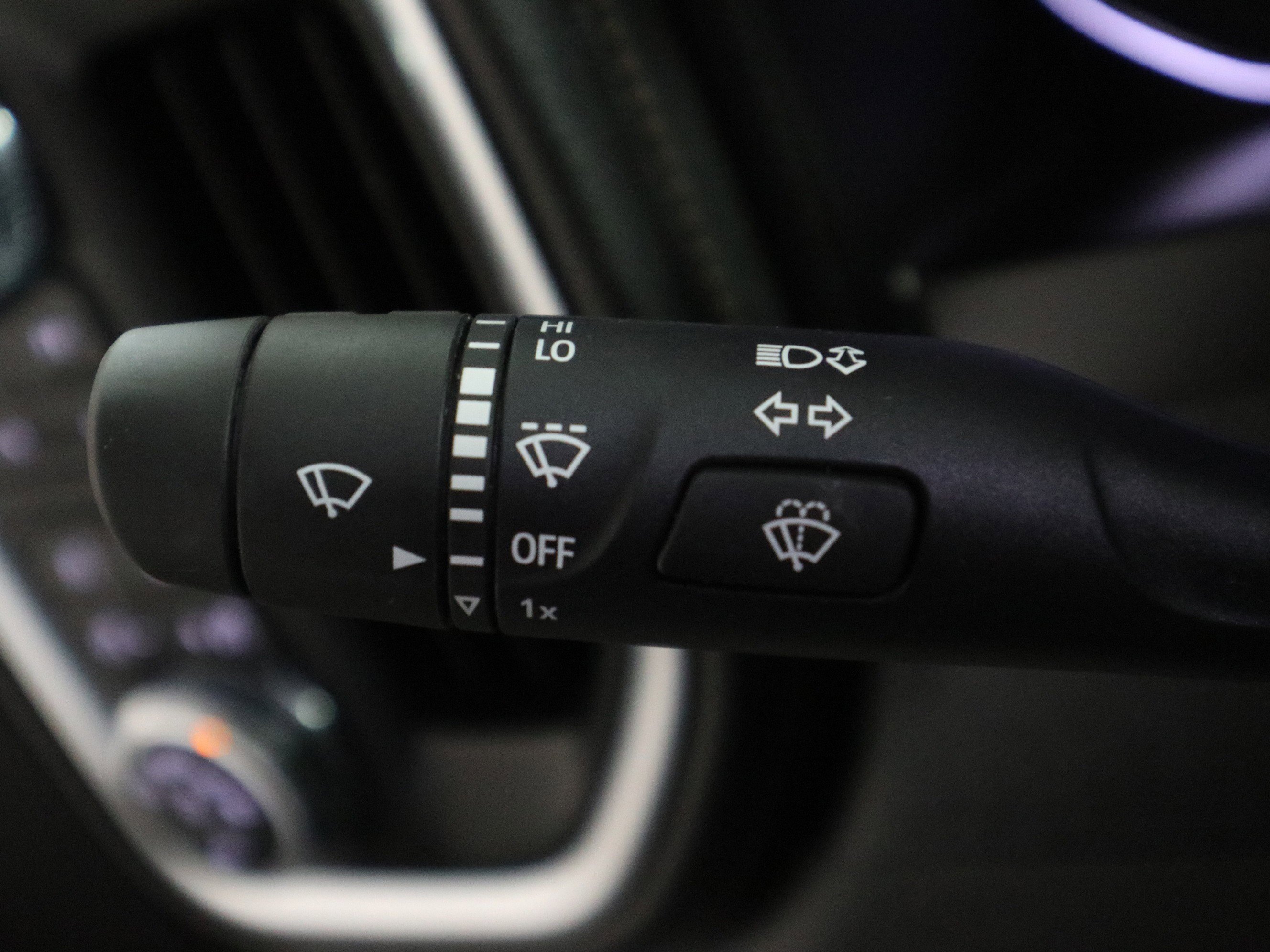 Used 2021 GMC Sierra 1500 AT4 image 29