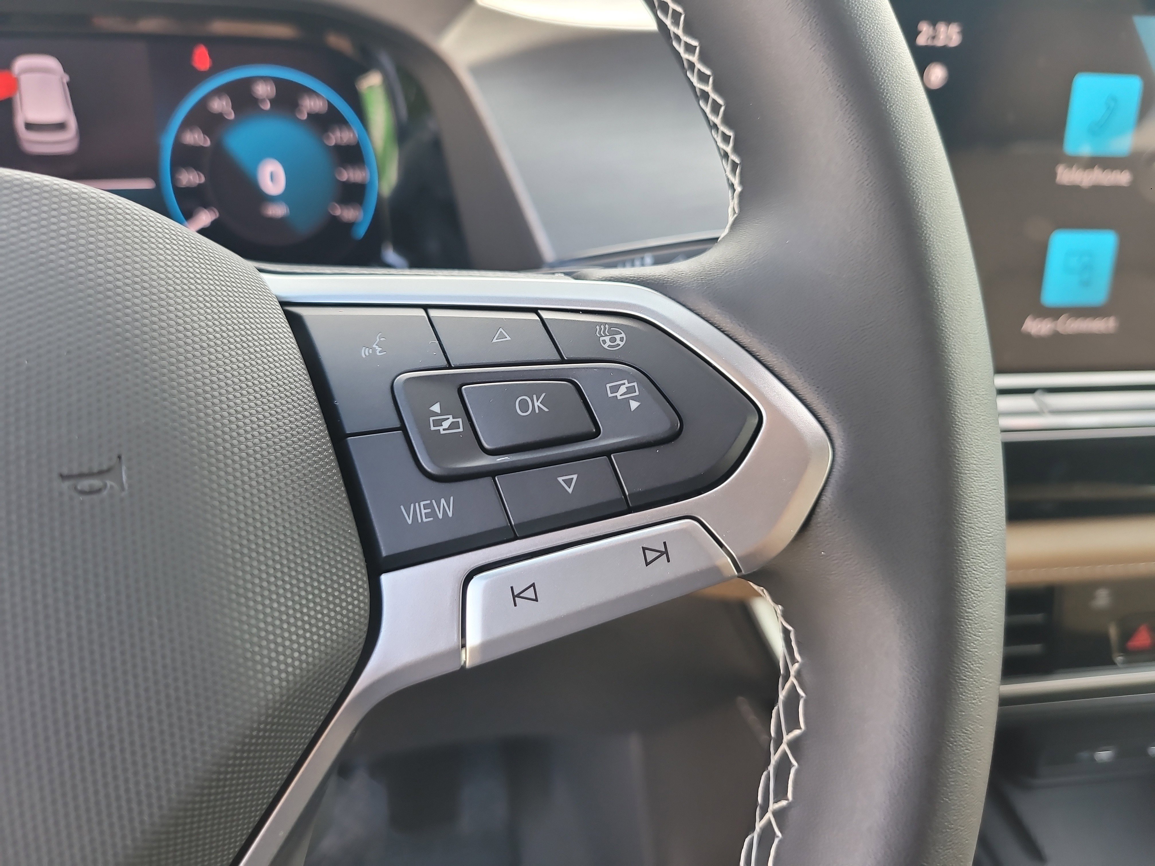 New 2026 Volkswagen Atlas Cross Sport SE image 29