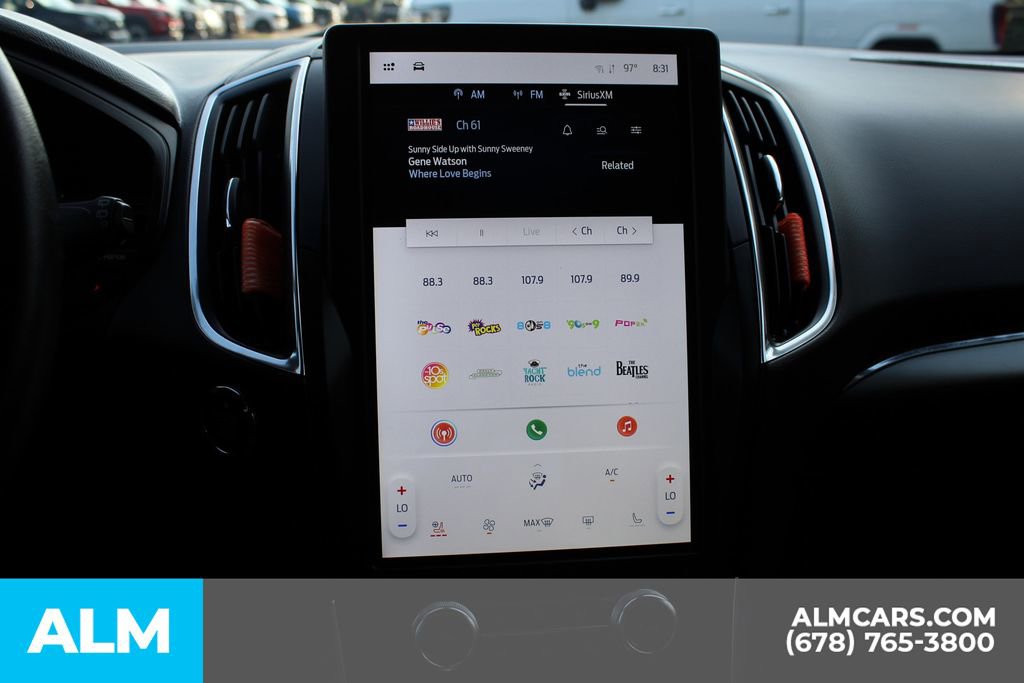 Used 2024 Ford Edge Titanium image 35