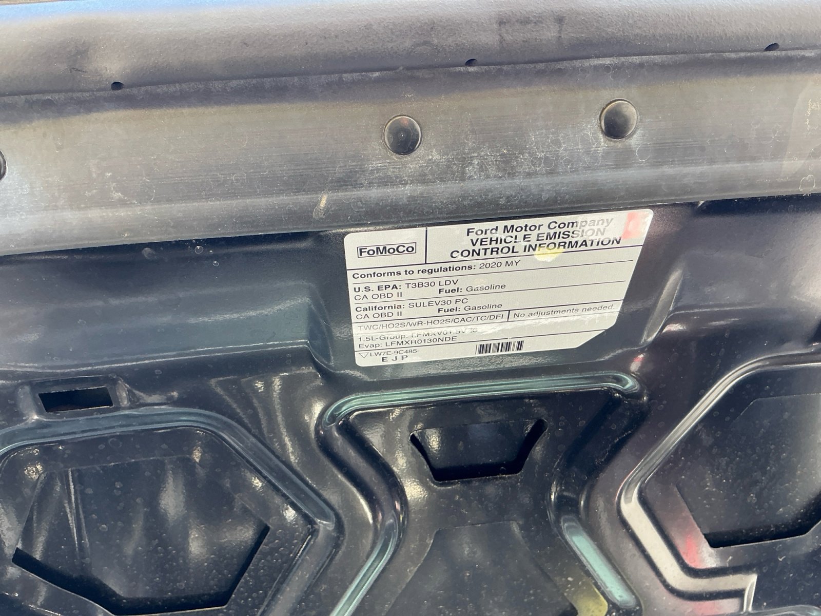 Used 2020 Ford Fusion SE FWD image 24