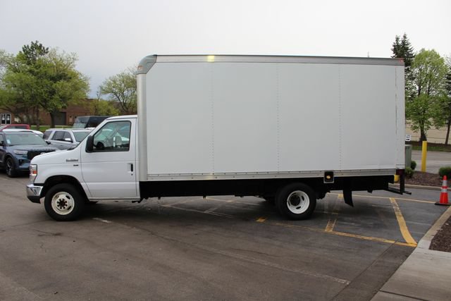 Used 2019 Ford E-350 and Econoline 350 Super Duty w/ Power Windows & Locks Group RWD image 9