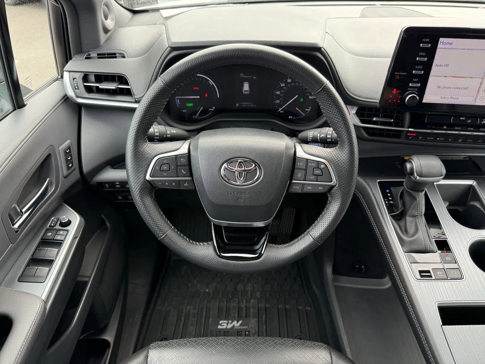 Used 2023 Toyota Sienna XSE image 14