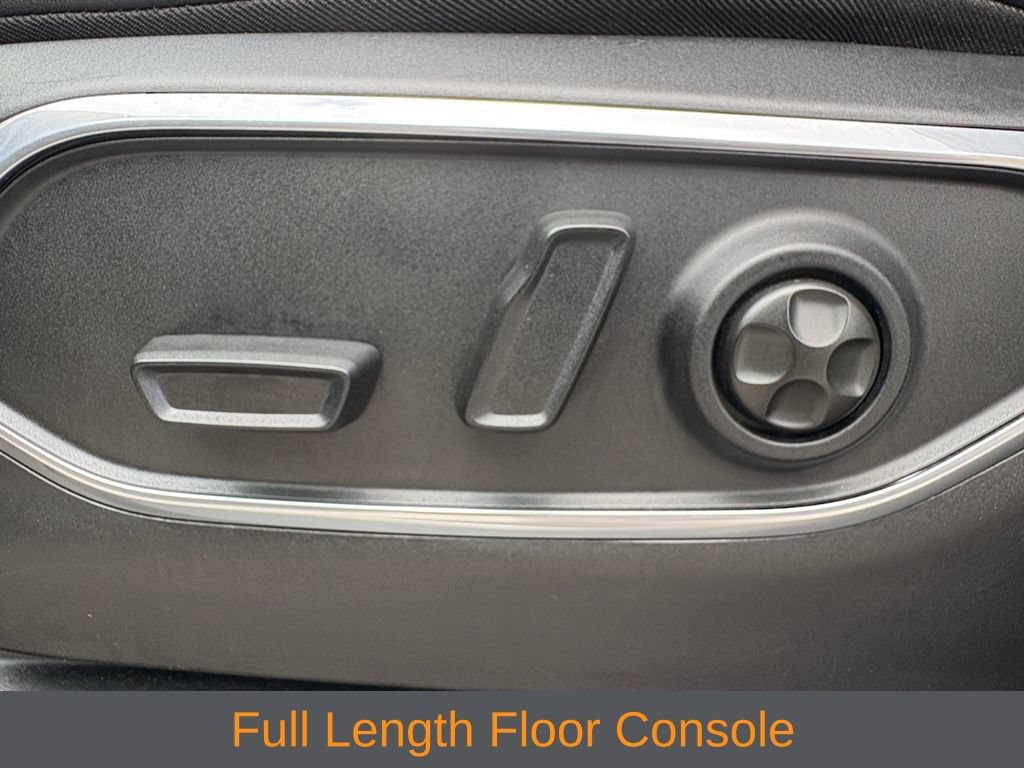 Certified 2024 Jeep Wagoneer L Series III w/ Flexible Seating Group AWD/4WD image 12