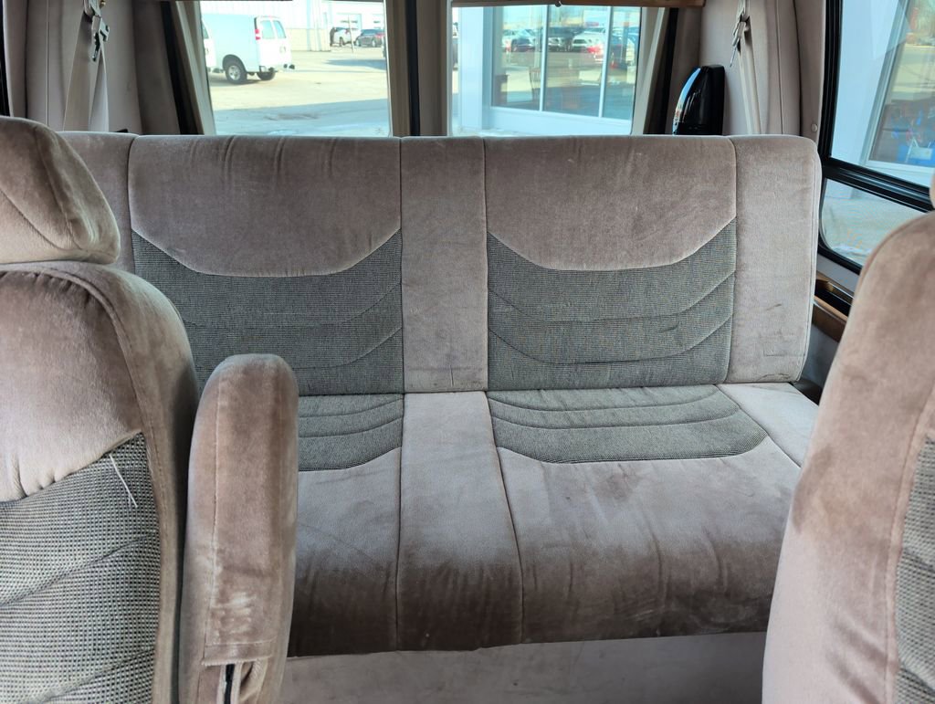 Used 1999 Ford E-150 and Econoline 150 image 20