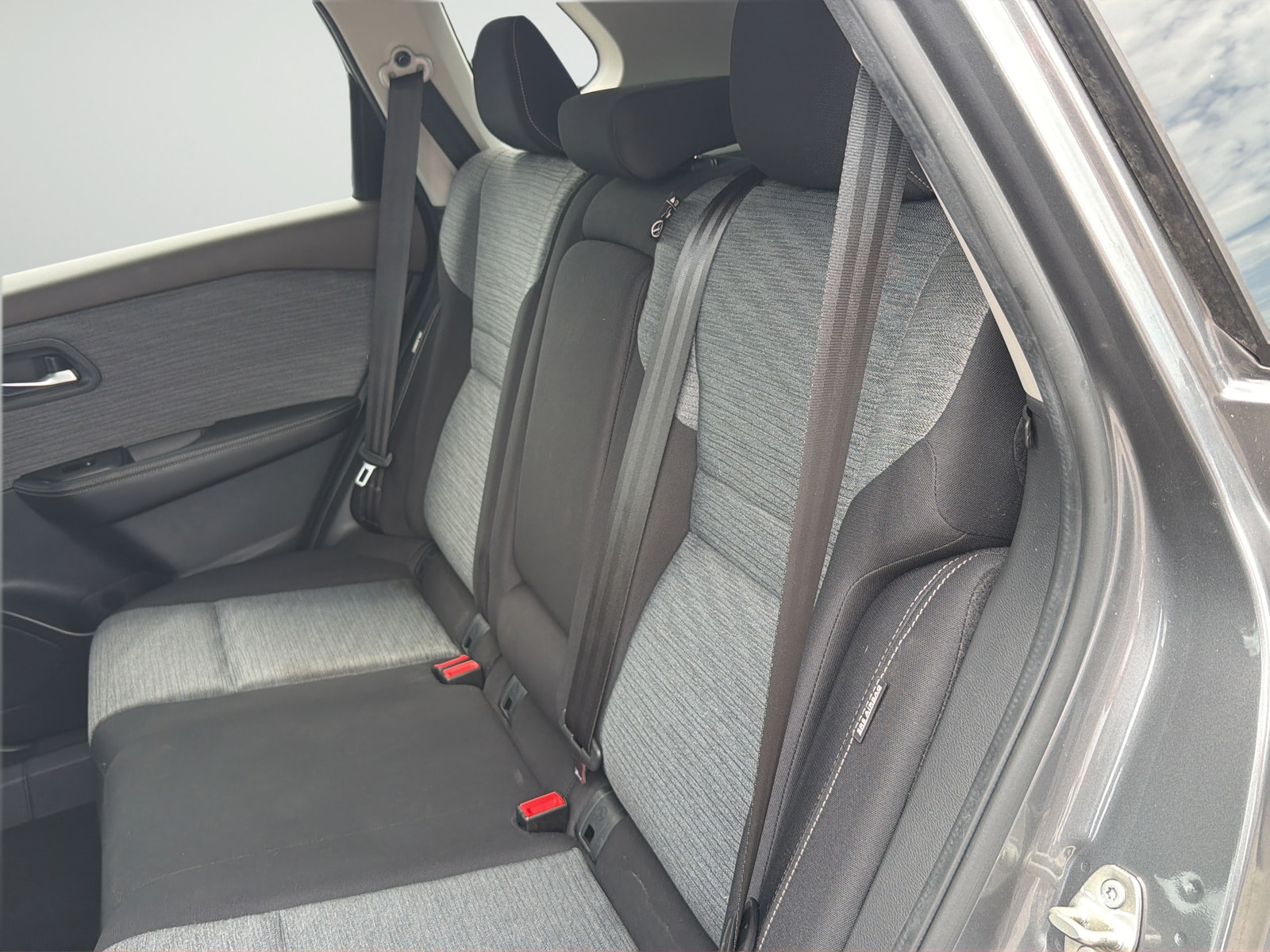 Used 2021 Nissan Rogue SV FWD image 35