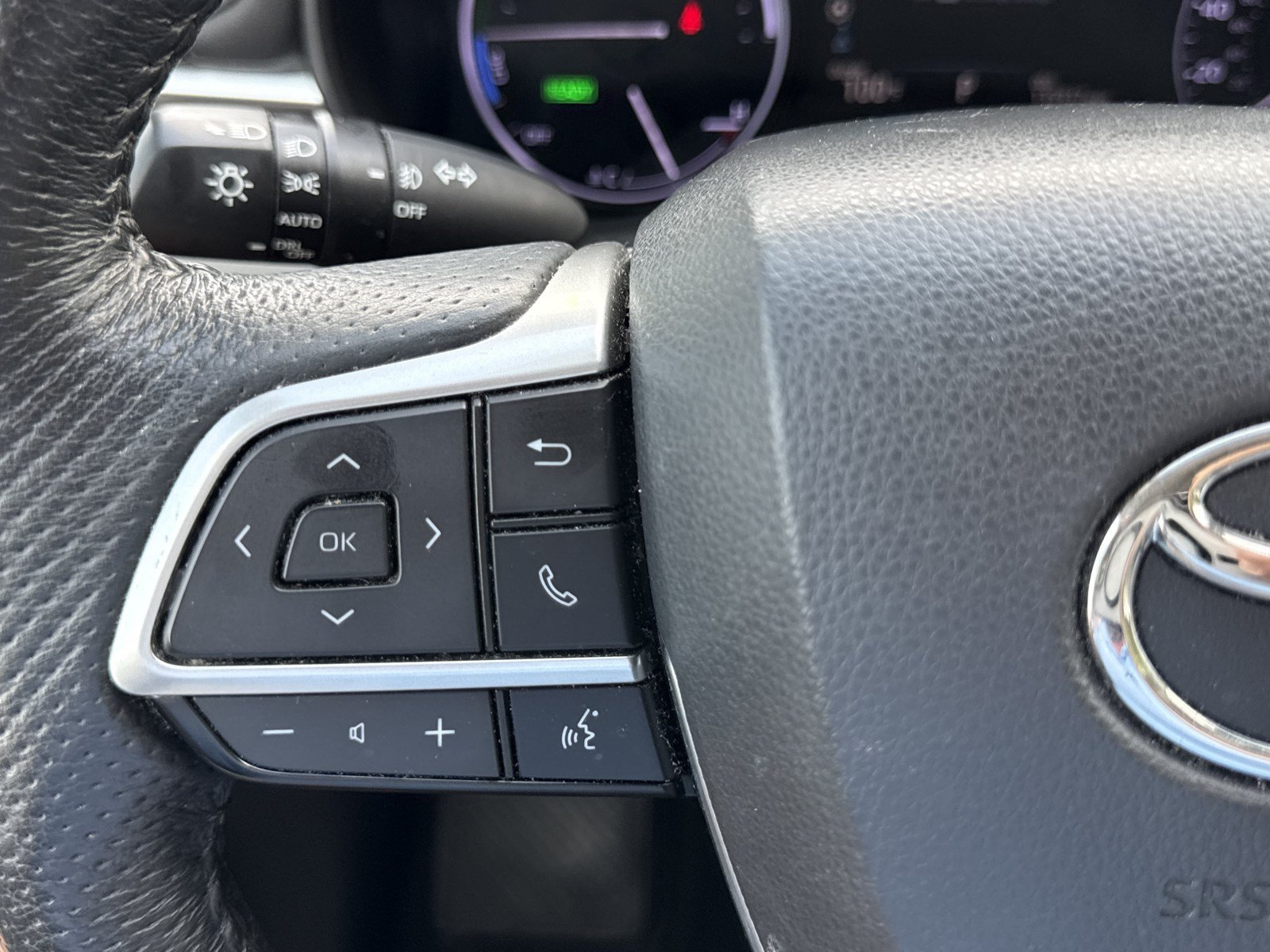 Used 2021 Toyota Sienna Limited AWD/4WD image 27