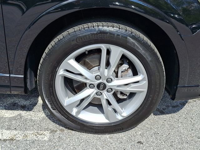 Certified 2023 Audi Q3 2.0T Premium w/ Convenience Package AWD/4WD image 8