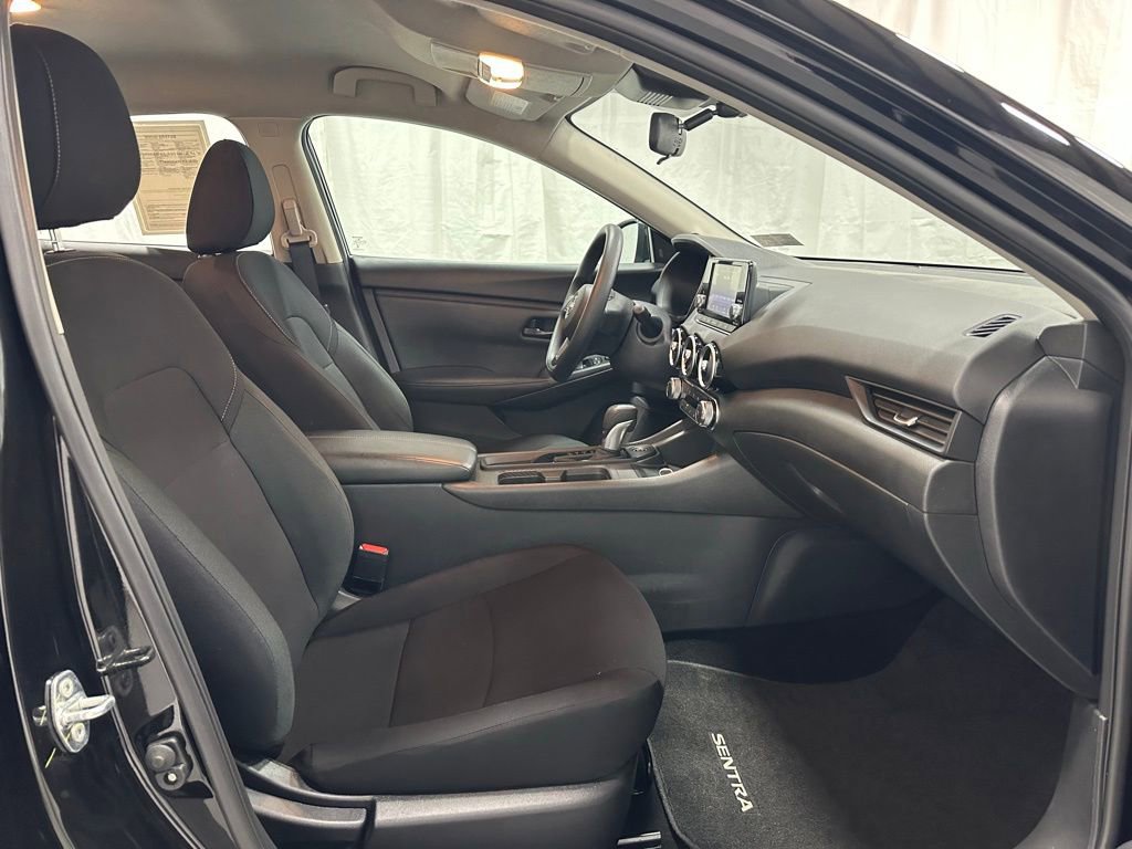 Used 2025 Nissan Sentra S w/ Lighting Package image 53