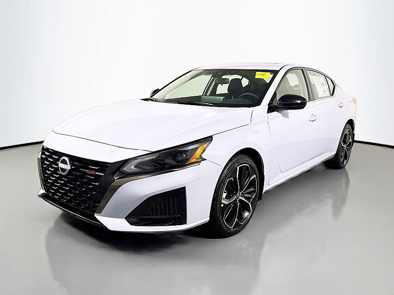 New 2025 Nissan Altima 2.5 SR w/ SR Premium Package image 3