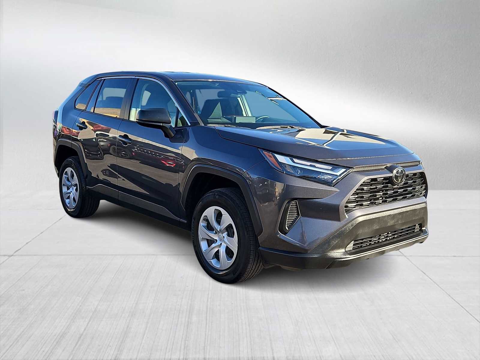 Used 2024 Toyota RAV4 LE image 2