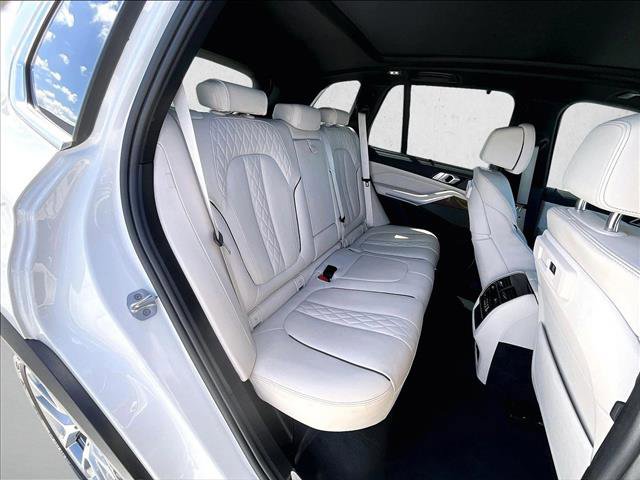 Used 2021 BMW X5 sDrive40i w/ Premium Package image 29