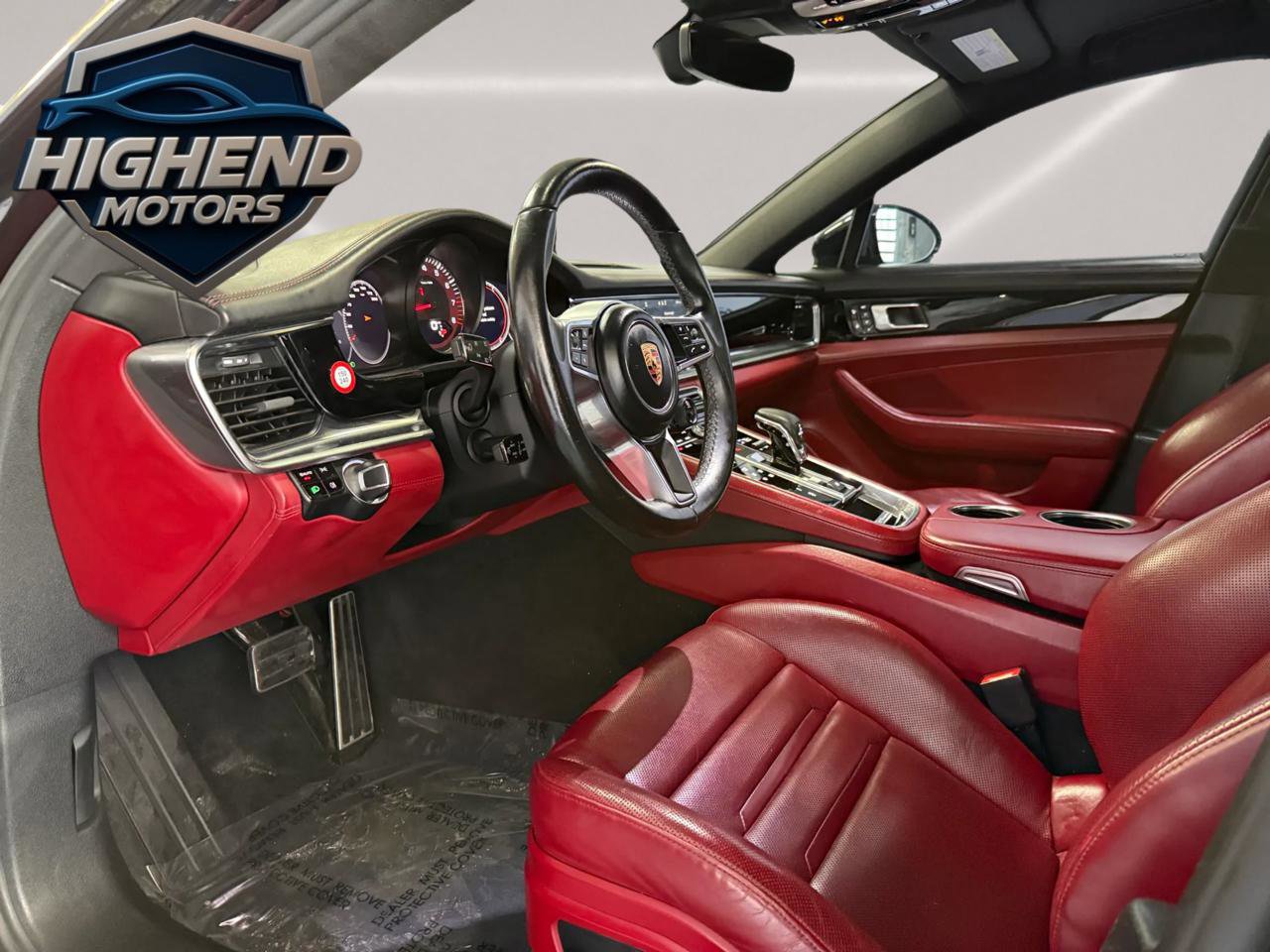 Used 2018 Porsche Panamera 4S image 17