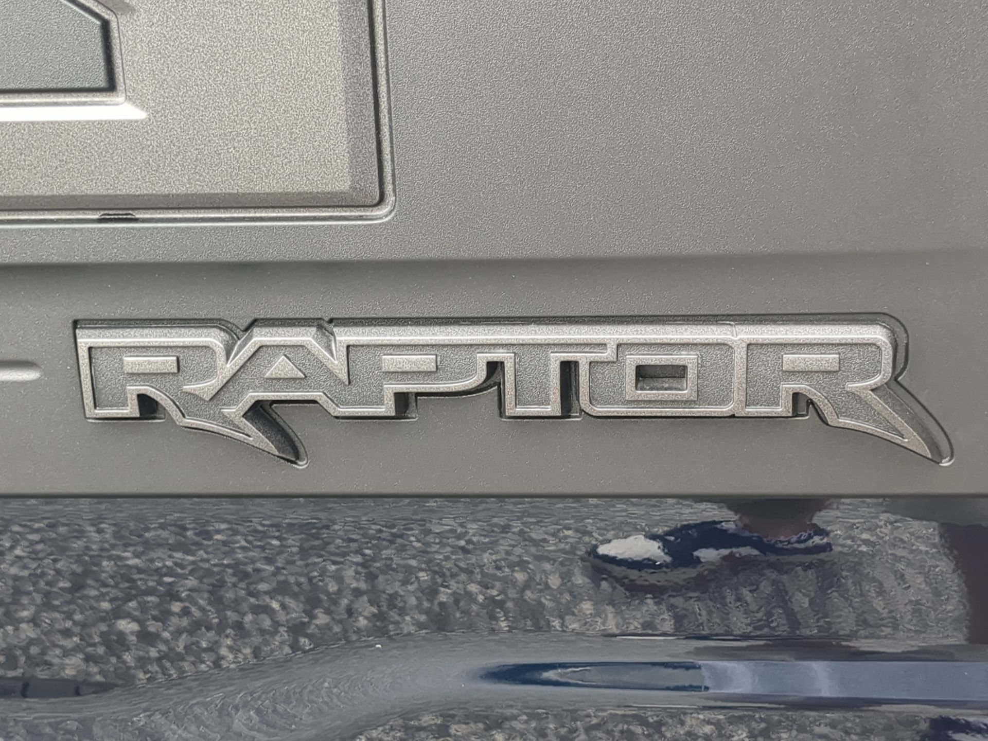 Certified 2023 Ford F150 Raptor w/ Raptor Carbon Fiber Package AWD/4WD image 47