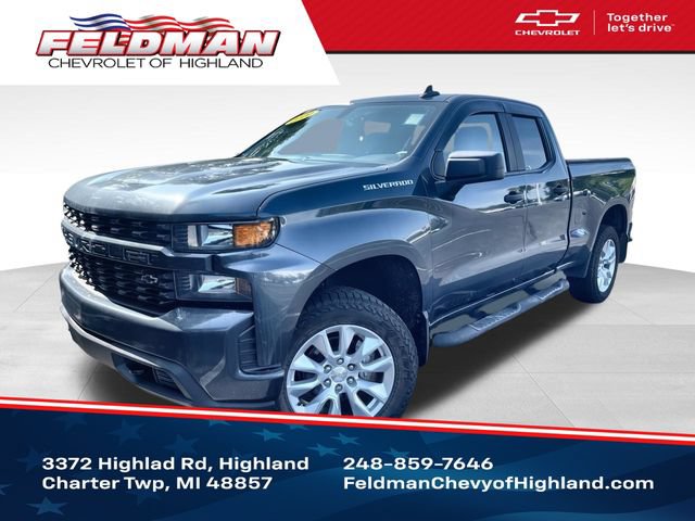 Used 2020 Chevrolet Silverado 1500 Custom w/ Custom Value Package AWD/4WD image 1