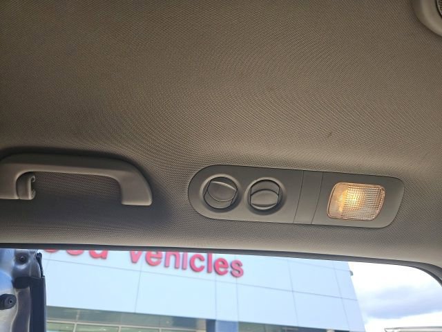 Used 2016 Honda Odyssey Touring Elite image 40