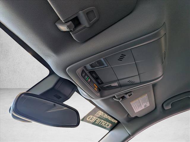 Used 2024 GMC Terrain SLE FWD image 20