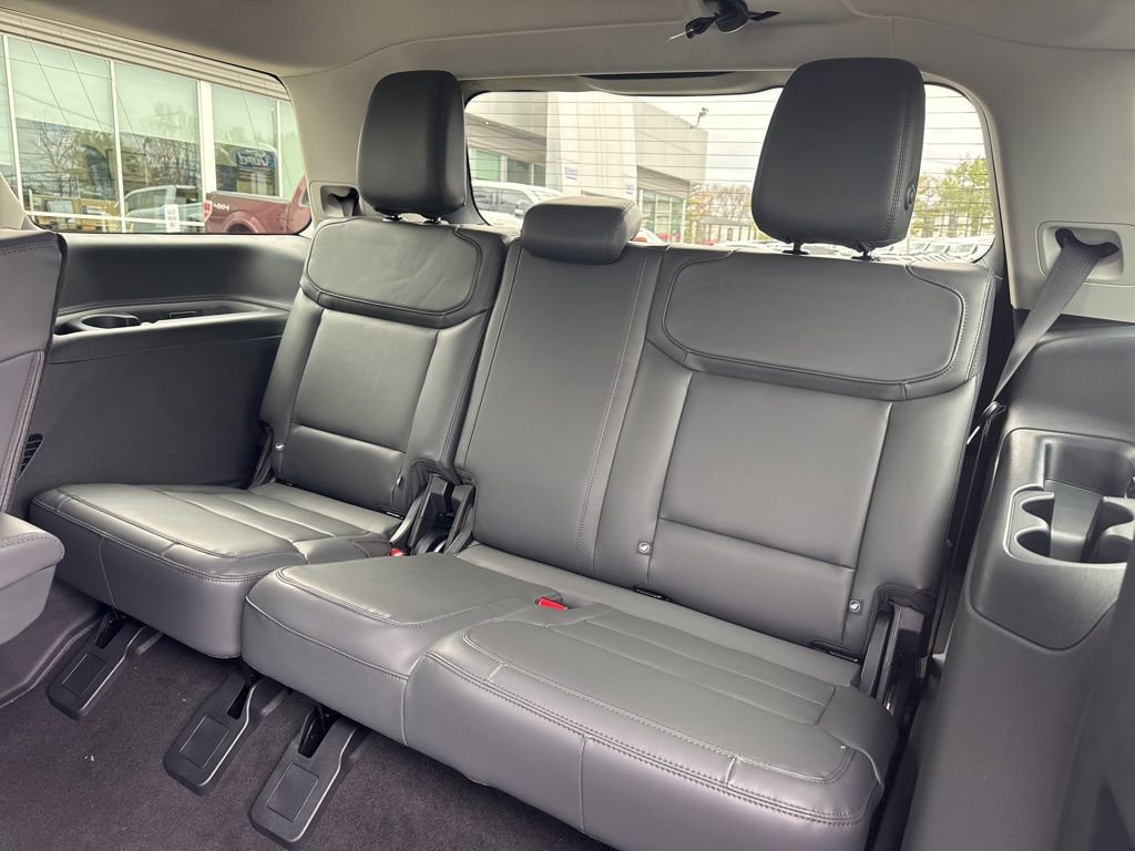 New 2026 Ford Expedition Active image 22