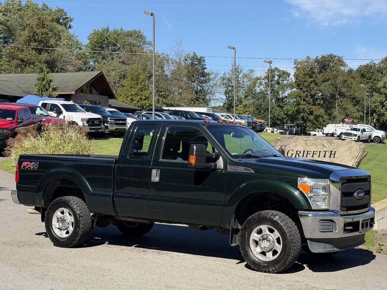 Used 2016 Ford F250 XL w/ XL Appearance Package AWD/4WD image 1